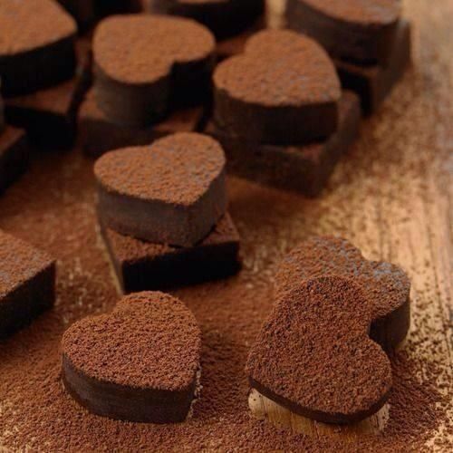 Chocolate reduces heart disease