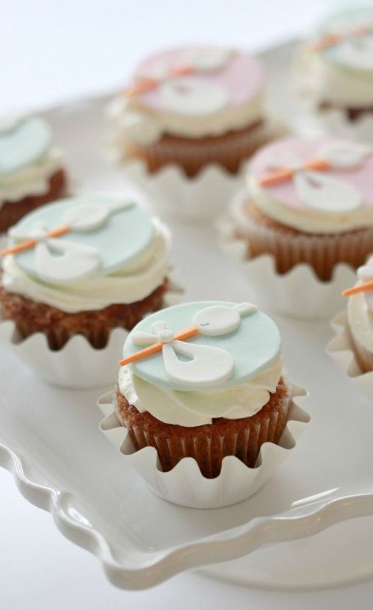 Baby Birth Announcment Cupcakes