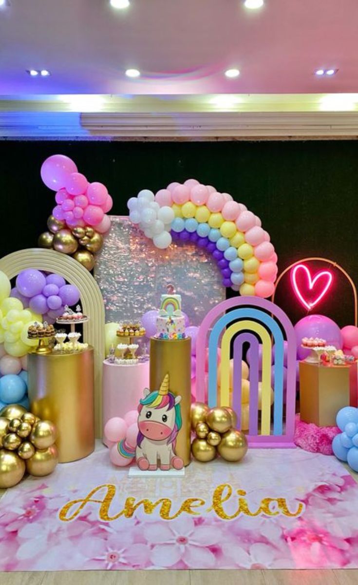Air Baloon Theme Birthday Decor